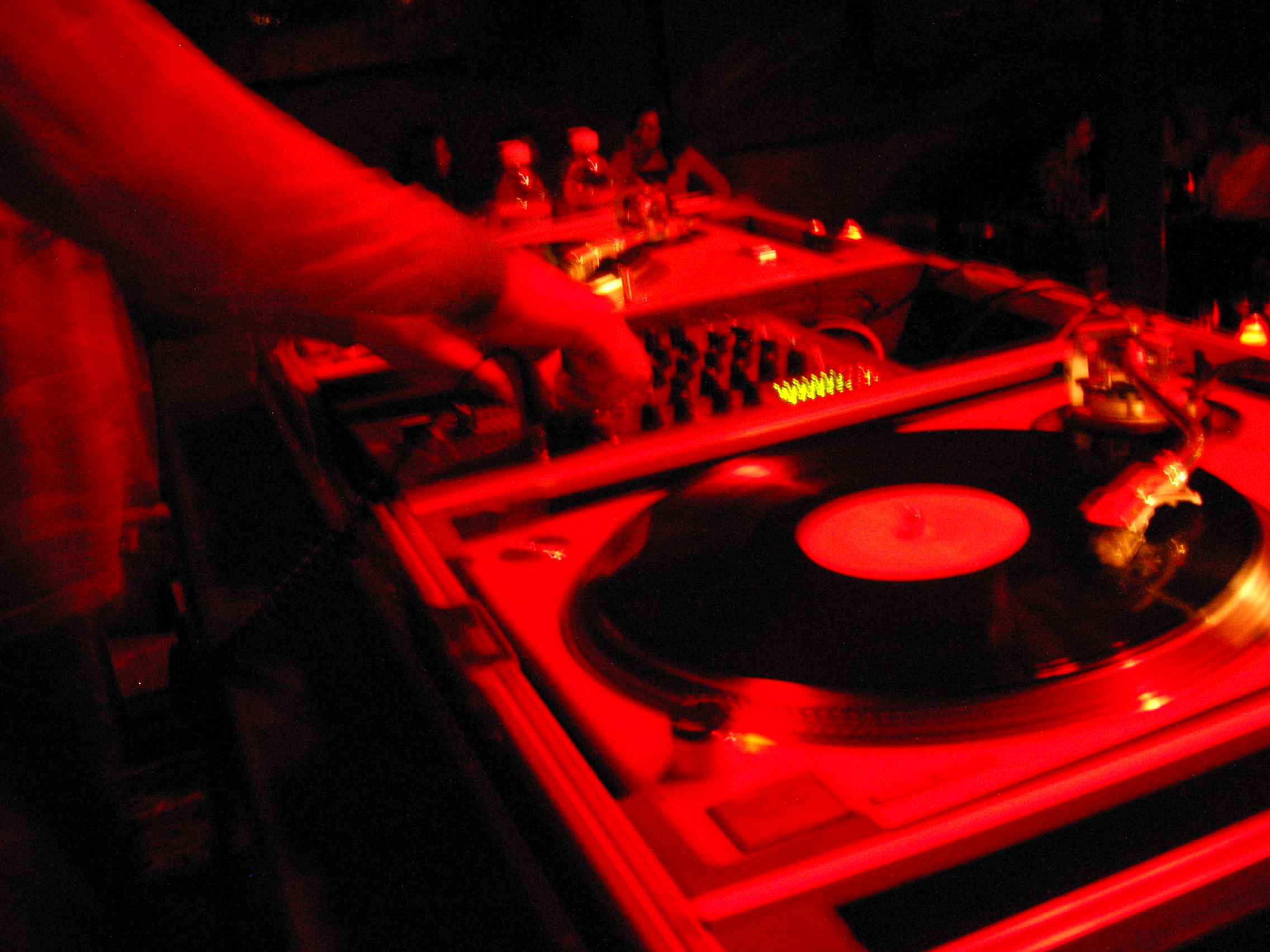 <!--:es-->Pulso Playlist-Nueva Selección de Canciones…DJ Don Bustamante<!--:-->