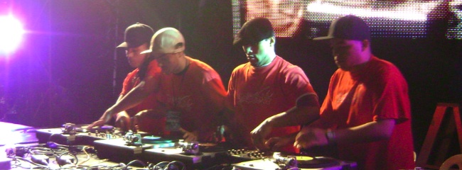 PRIMATEZ : Los Verdaderos Tornamesistas/DJs de Colombia