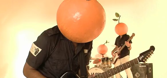 VideoBeat VIERNES: La Gente Naranja con “Luz al Sur” – Miami Rockers