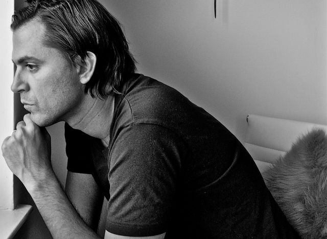 VideoBeat VIERNES: Diego Garcia sings about heartache in “You were never there”