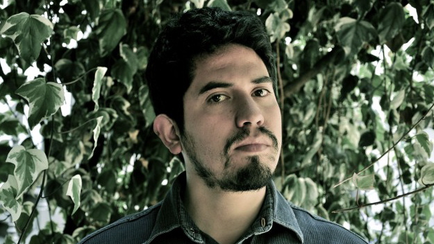 VideoBeat VIERNES: Caravana “Sigue sus ojos” a un sonido acústico